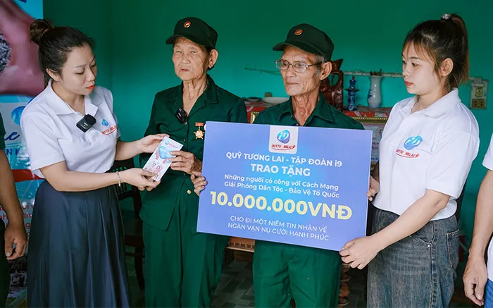 Hình ảnh banner liên hệ New88.cc với đội ngũ hỗ trợ chuyên nghiệp và thân thiện, sẵn sàng giúp đỡ người chơi cá cược trực tuyến.